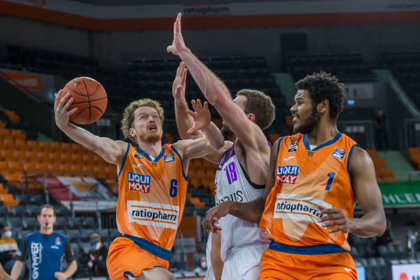 球队不仅需 球队不仅需