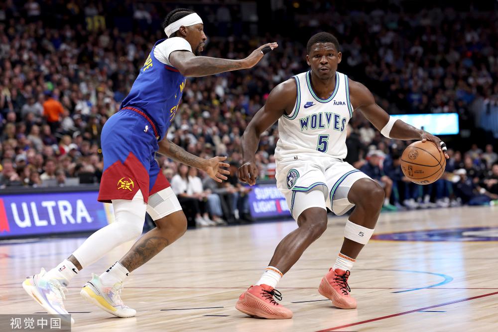 比赛中的每 比赛中的每