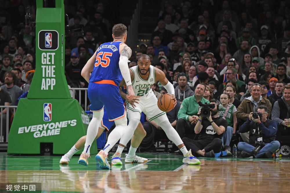 里赢得多个 里赢得多个